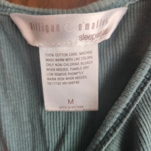 Gilligan & O'Malley Green Tank Top Sleeveless Casual - Picture 2 of 3